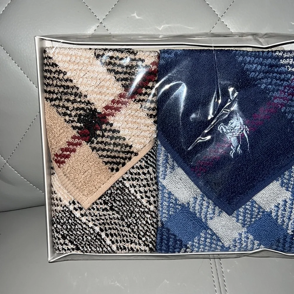 Burberry face/hand towel